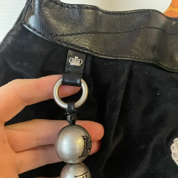 Vintage,Juicy Couture Black Velvet Shoulder Bag - Picture 2 of 11